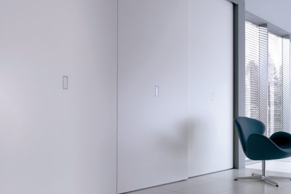 Detail of a sliding panel with soft-close function